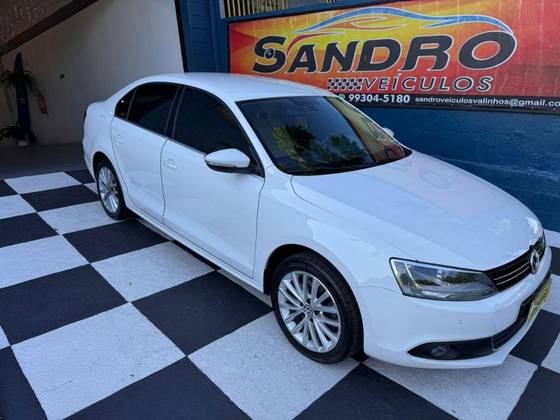 VOLKSWAGEN JETTA 2.0 TSI HIGHLINE 200CV GASOLINA 4P TIPTRONIC
